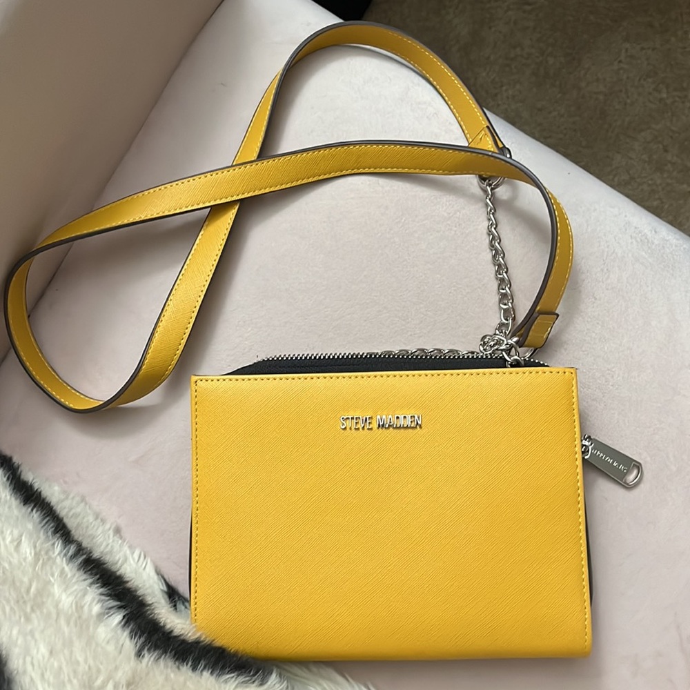 Mustard yellow Crossbody handbag